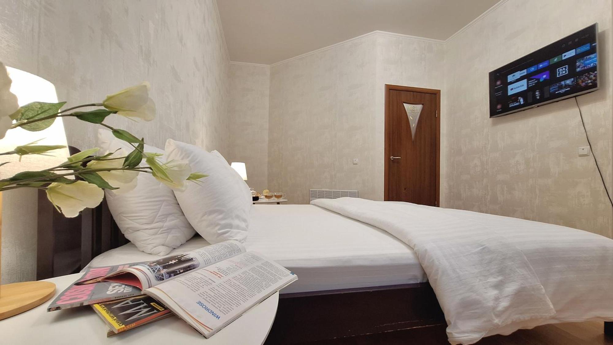 Однокімна Квартира Біля Каштанової Алеї У Центрі Полтави Мережа Alexapartments Документи Для Відряджень Безконтатне Заселення 24-7 Poltava Kültér fotó