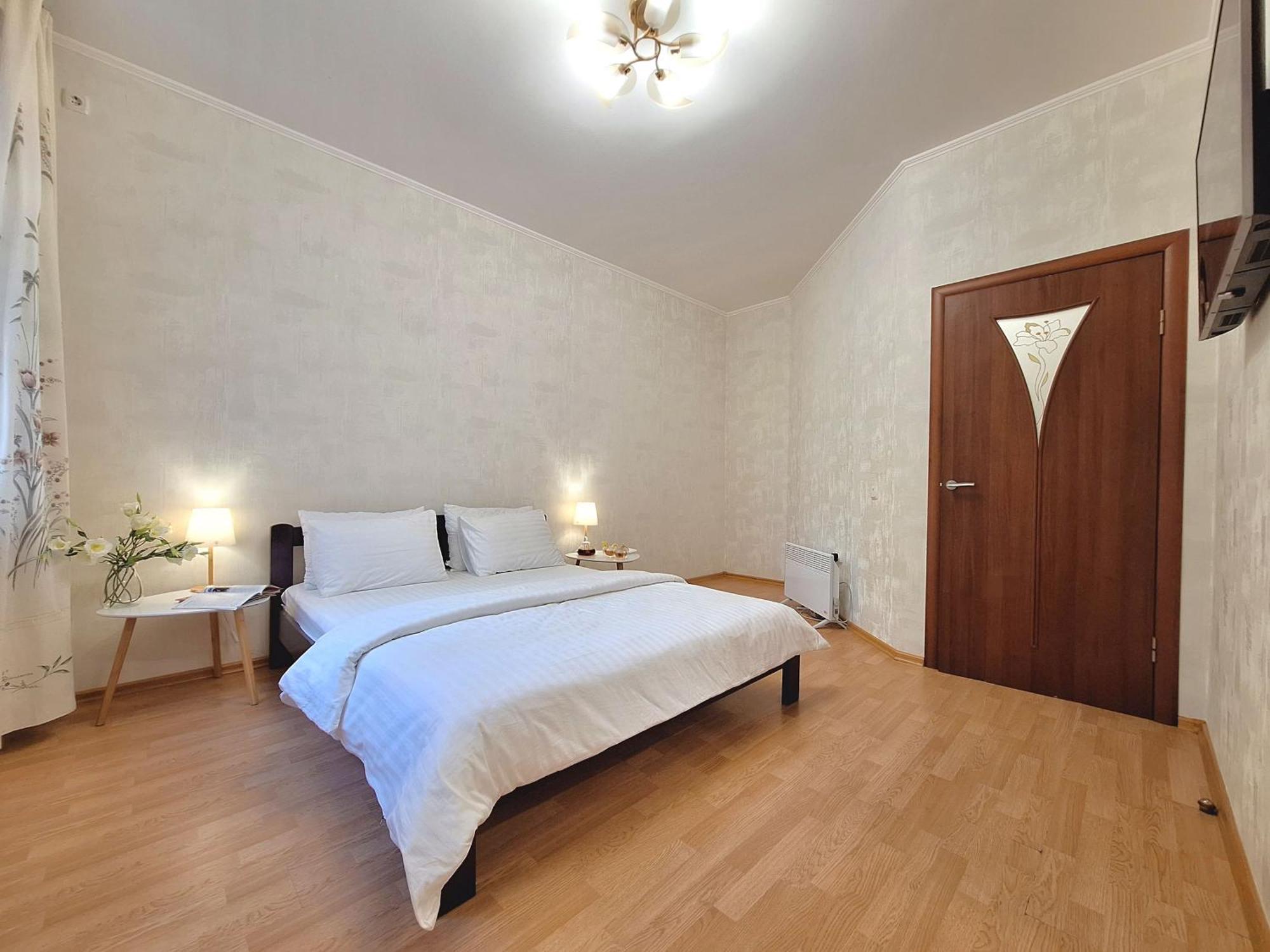 Однокімна Квартира Біля Каштанової Алеї У Центрі Полтави Мережа Alexapartments Документи Для Відряджень Безконтатне Заселення 24-7 Poltava Kültér fotó